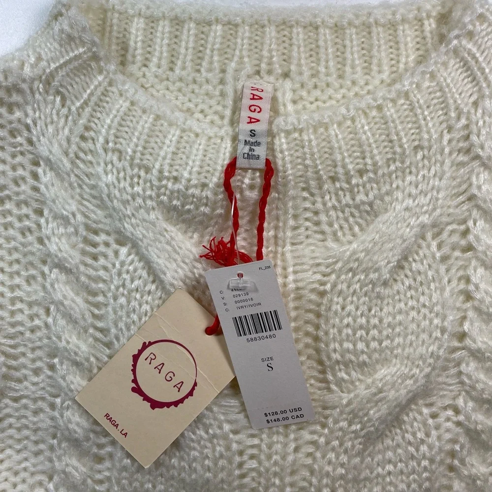 NWT Anthropologie cable knit sweater Size S - Picture 3 of 7